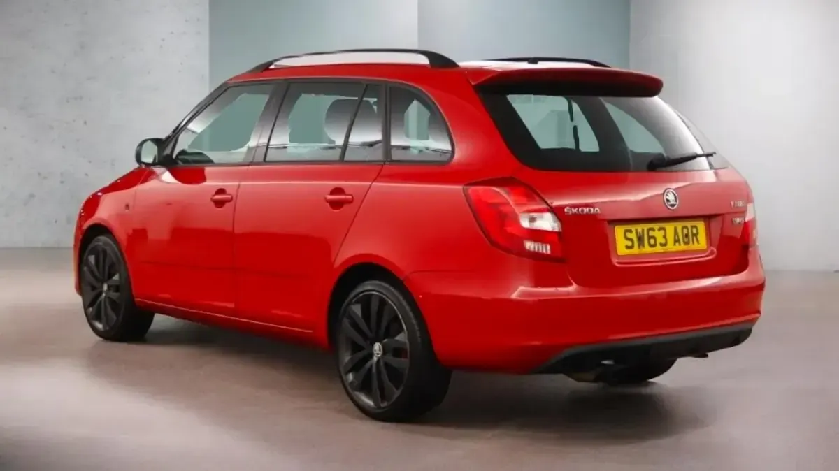 Used Skoda Fabia vRS 180 HP (132 kW) 2013 Red Estate