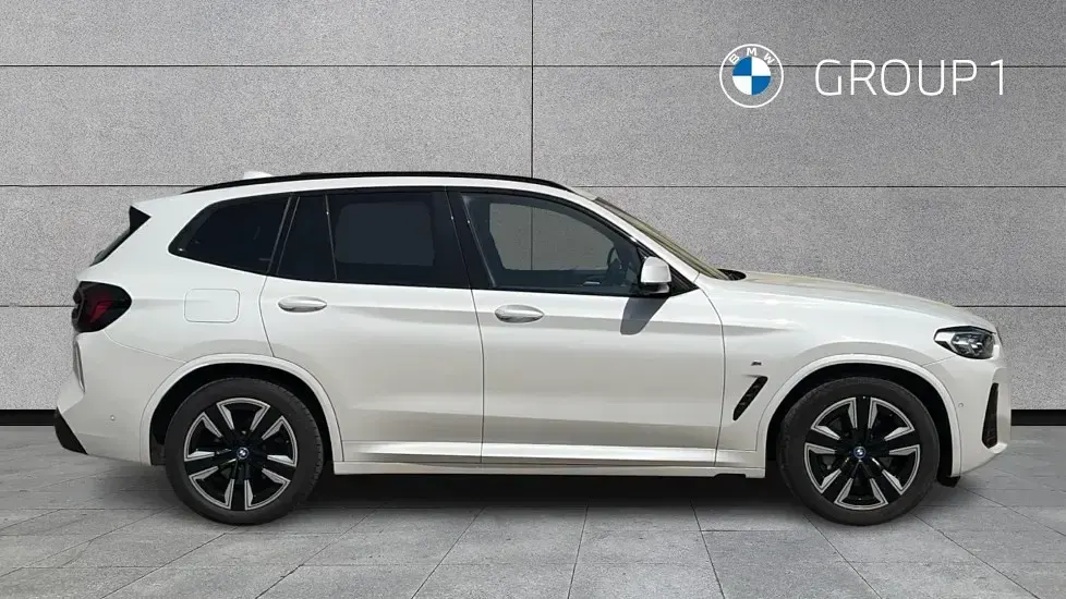 Used BMW iX3 M Sport 207 kW (282 HP) 2022 White SUV