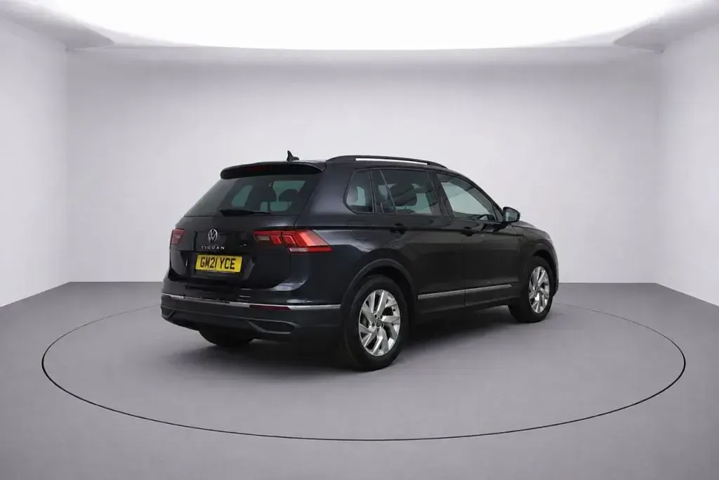 Used VW Tiguan S 150 HP (110 kW) 2021 Black SUV
