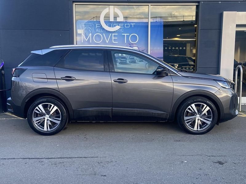 Used Peugeot 3008 Active+ 178 HP (130 kW) 2024 Grey Hatchback
