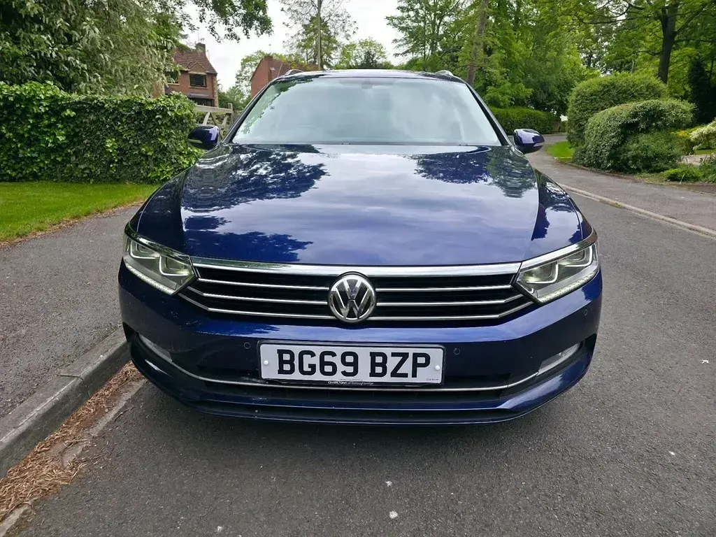 Używany VW Passat Business 150 KM (110 kW) 2019 Niebieski Kombi