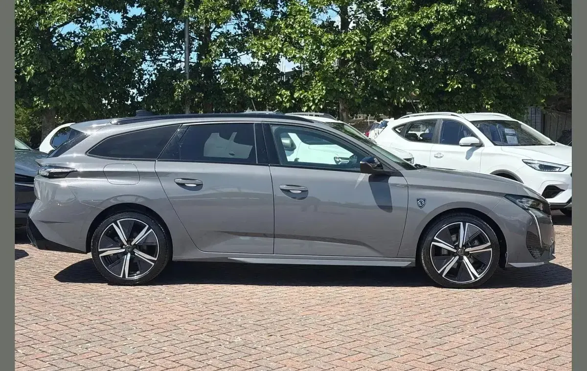 Used Peugeot 308 GTi 134 HP (98 kW) 2025 Grey Estate
