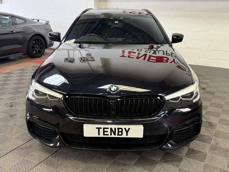 Used BMW 520 M Sport 190 HP (139 kW) 2017 Black Estate