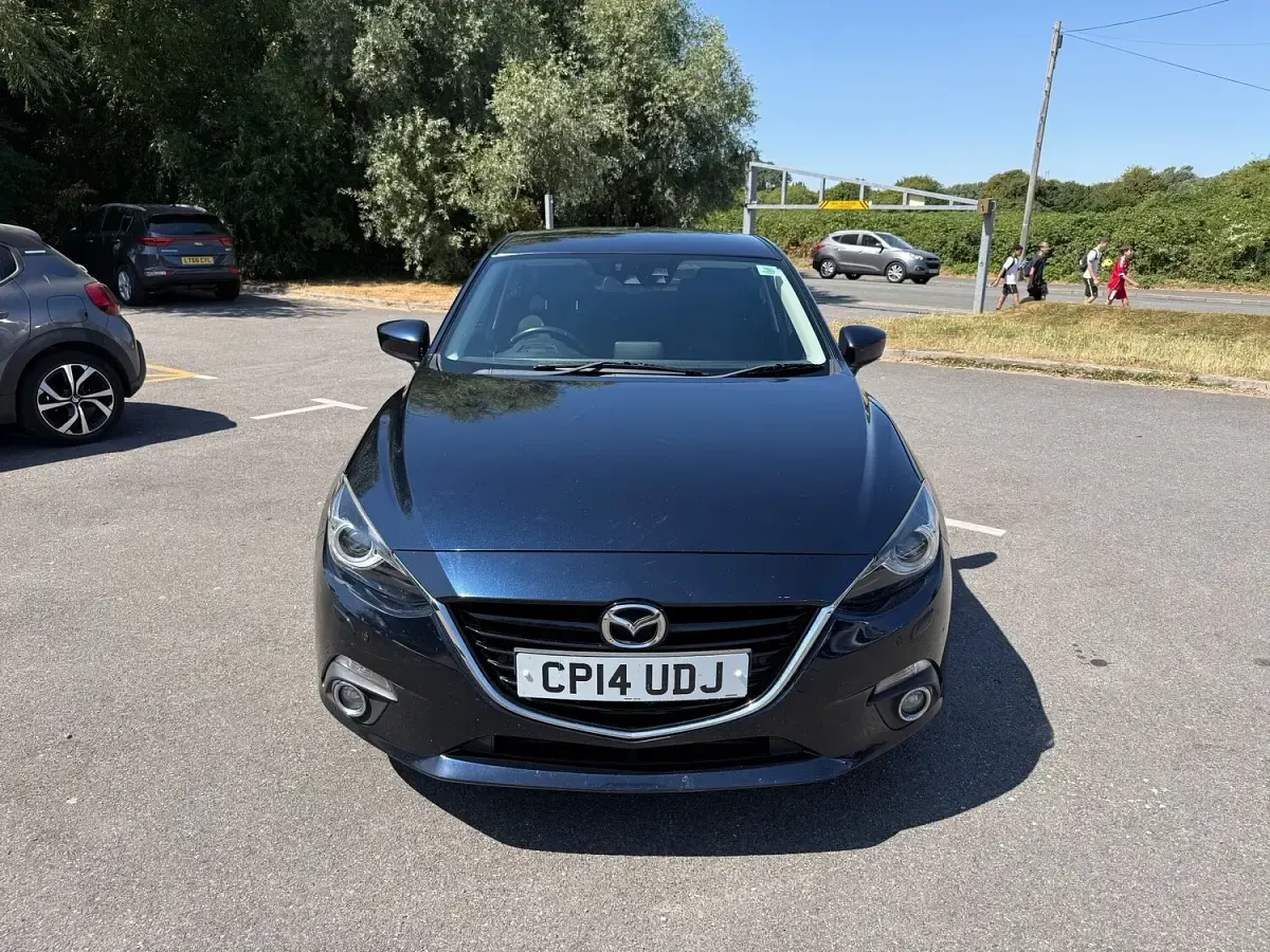 Used Mazda 3 Inclusive 150 HP (110 kW) 2014 Blue Hatchback