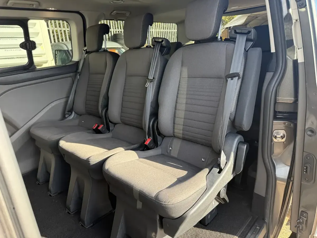 Used Ford Tourneo Custom Titanium 130 HP (95 kW) 2020 Grey Van