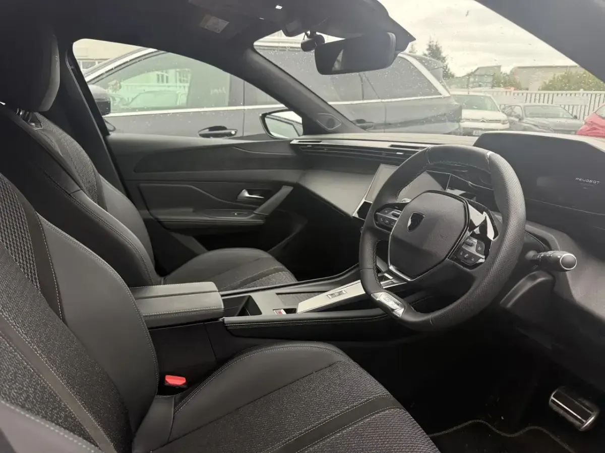 Used Peugeot e-408 GT 152 kW (207 HP) 2025 Black SUV
