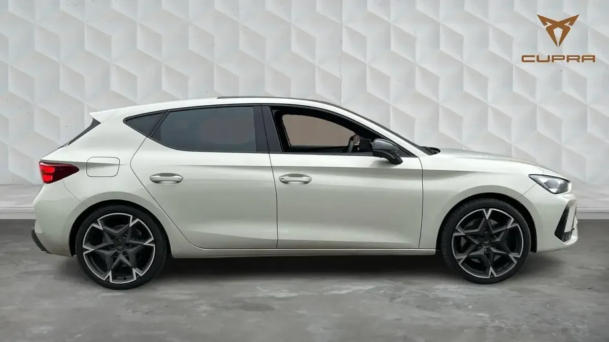 Used Cupra Leon VZ1 268 HP (197 kW) 2026 Grey Hatchback