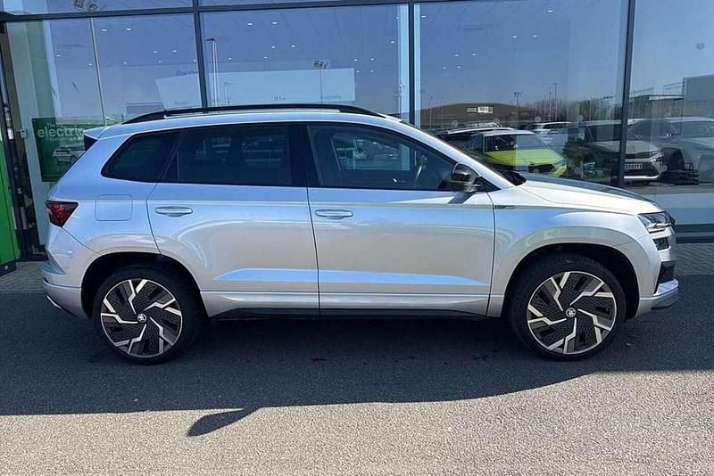 Used Skoda Karoq SportLine 150 HP (110 kW) 2023 Brilliant silver metallic SUV