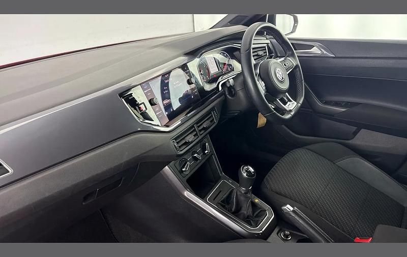 Used VW Polo R-line 115 HP (84 kW) 2020 Red Hatchback