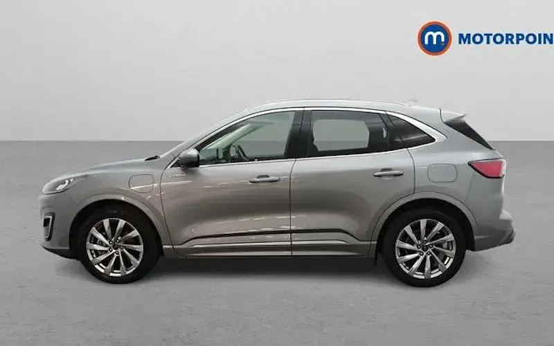 Usado Ford Kuga Vignale 224 HP (164 kW) 2023 SUV
