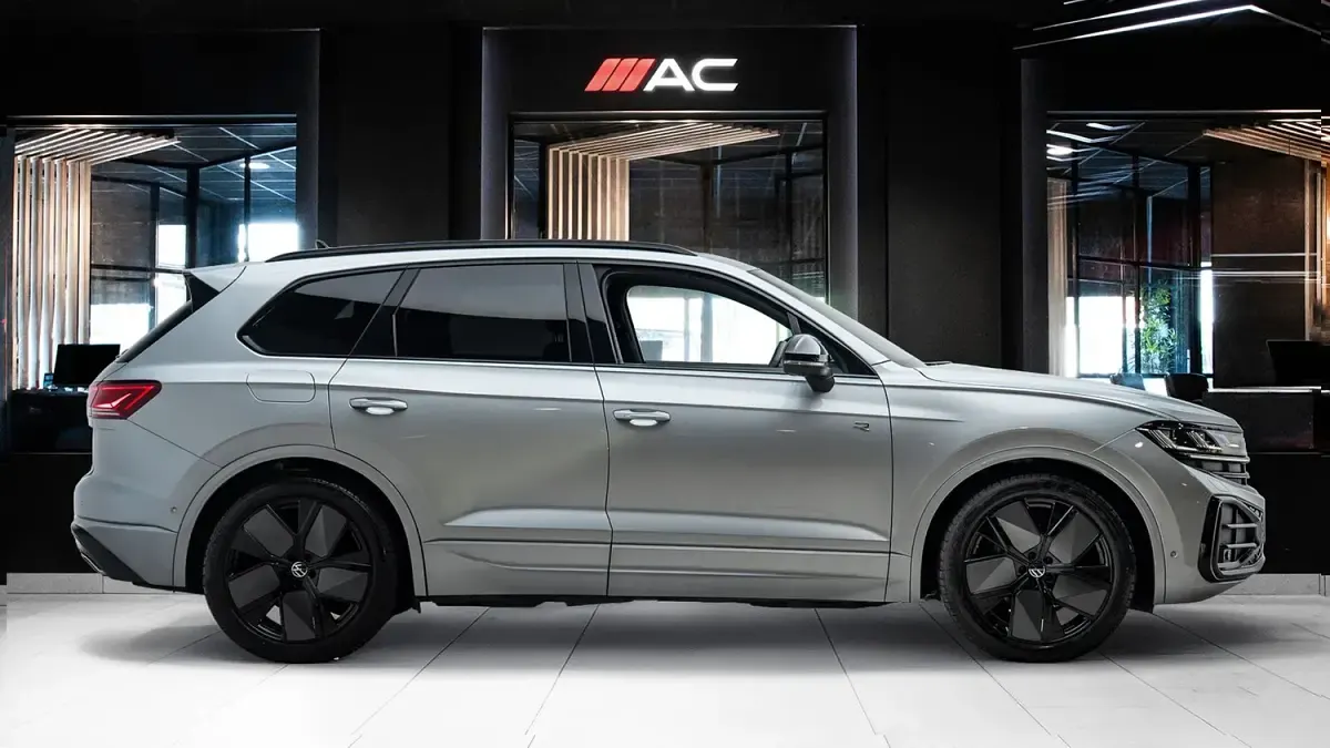 Used VW Touareg Black Edition 286 HP (210 kW) 2025 Silver SUV