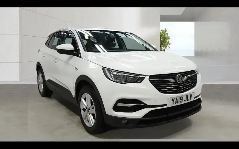 Usado Vauxhall Grandland X 131 HP (96 kW) 2019 SUV