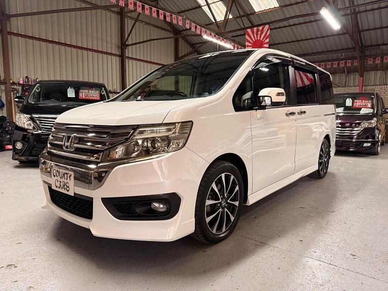 Used Honda Stepwgn Cool 2012 White MPV