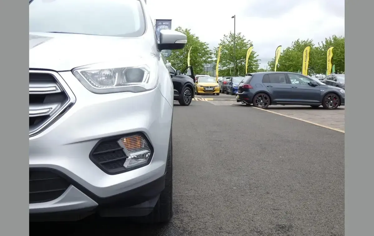 Used Ford Kuga Titanium 150 HP (110 kW) 2017 Silver SUV