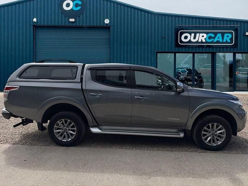 Used Mitsubishi L200 Warrior 178 HP (130 kW) 2019 Grey Pickup