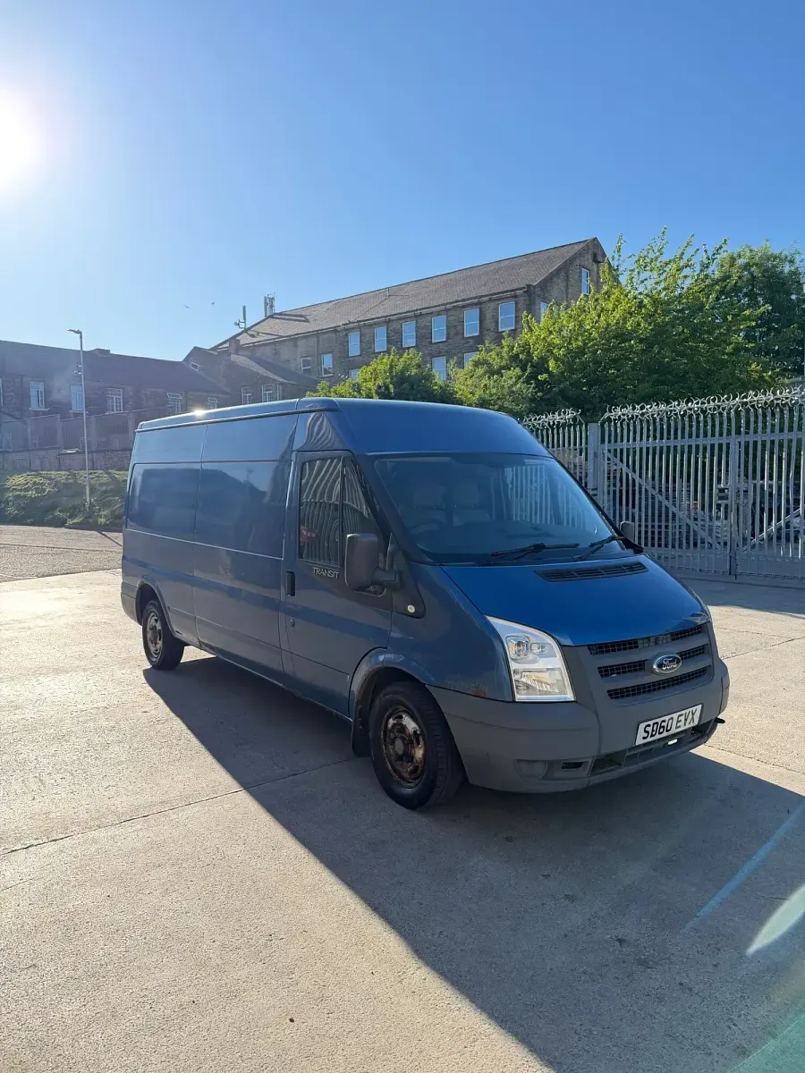 Used Ford Transit 115 HP (84 kW) 2010 Blue Van