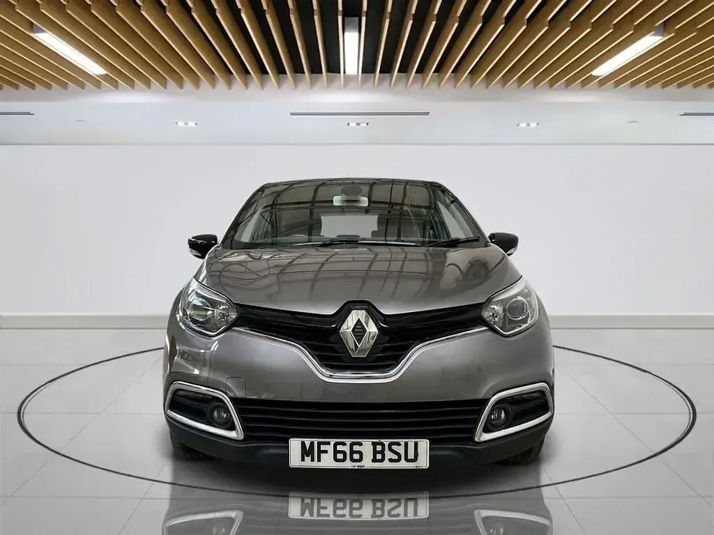 Usado Renault Captur Dynamique 90 HP (66 kW) 2016 Cinzento SUV