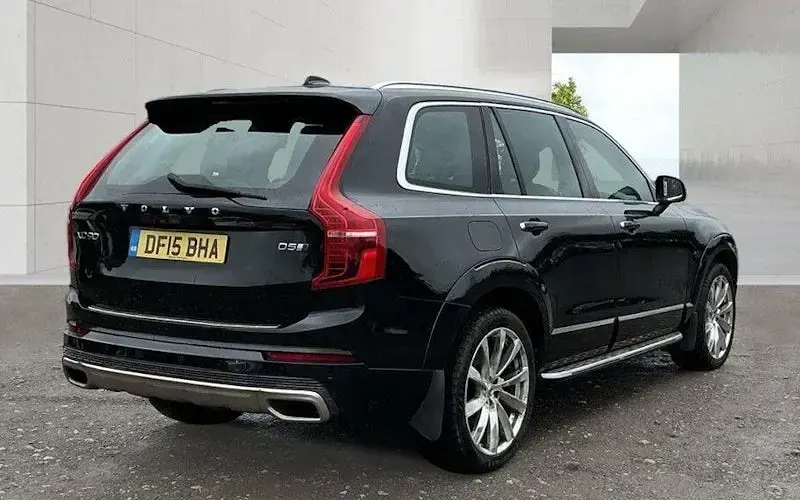 Used Volvo XC90 Inscription 224 HP (164 kW) 2015 Black SUV