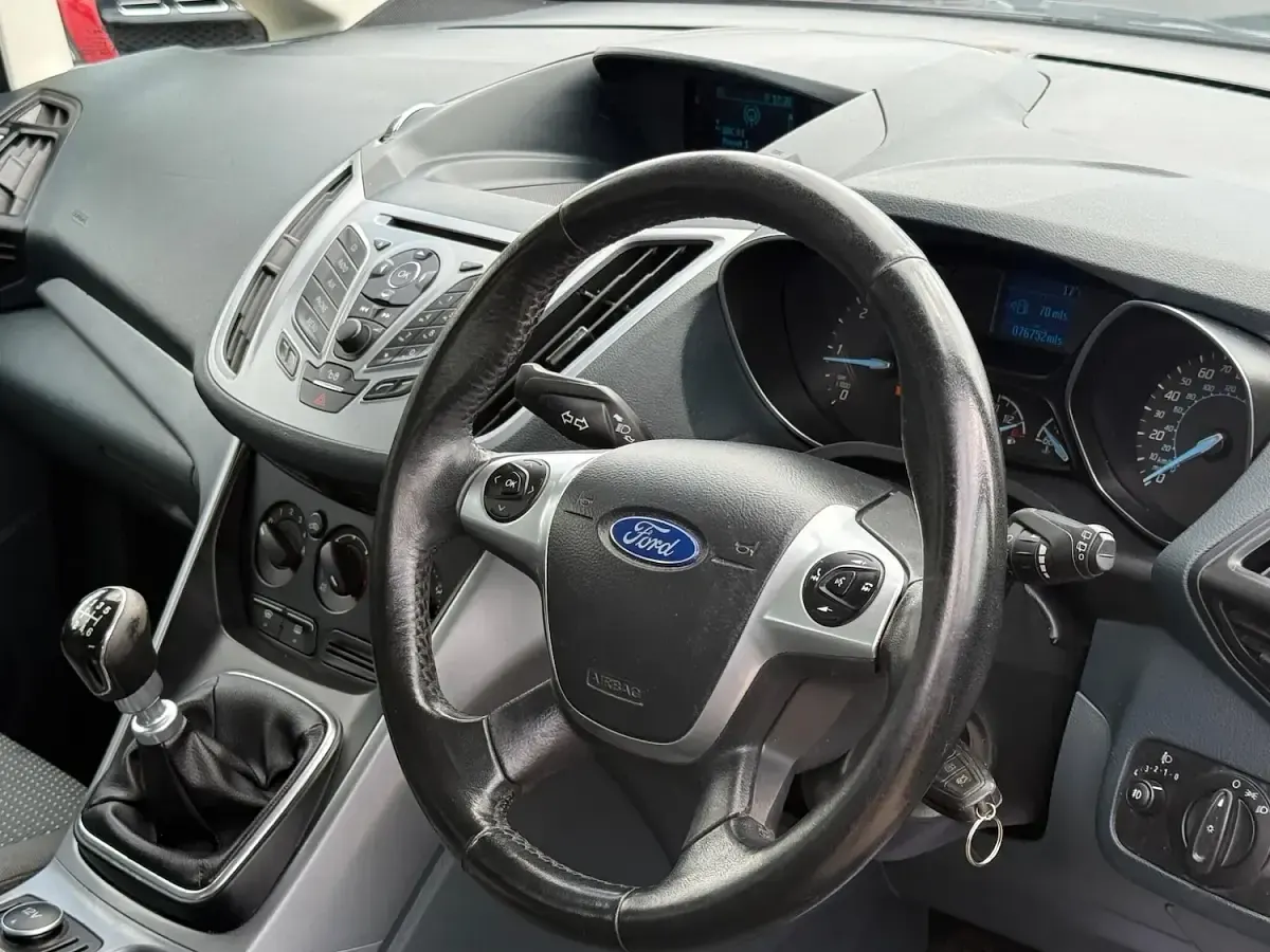 Used Ford Grand C-Max Zetec 2014 Blue MPV