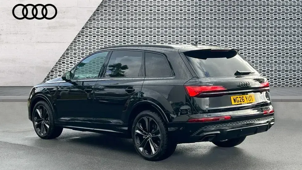 New Audi Q7 Black Edition 340 HP (250 kW) 2026 Black SUV