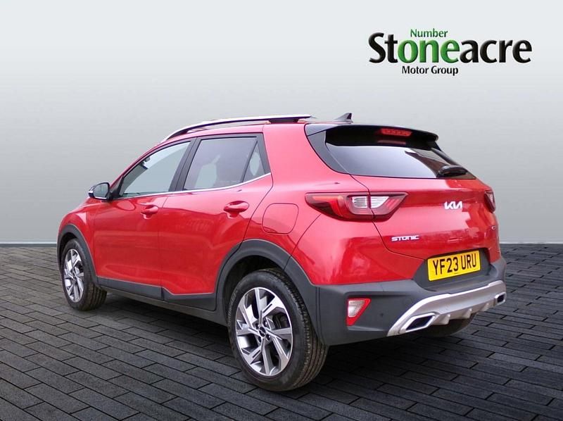 Used Kia Stonic GT-Line 100 HP (73 kW) 2023 Red SUV