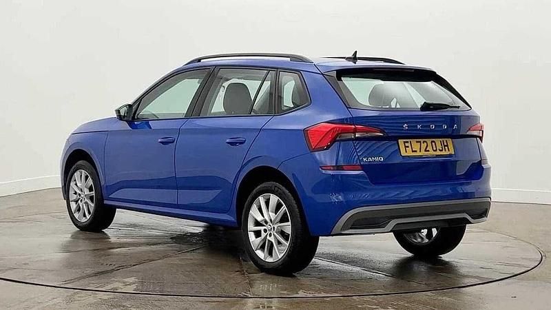 Used Skoda 110 R SE 81 HP (59 kW) 2022 Energy blue Estate