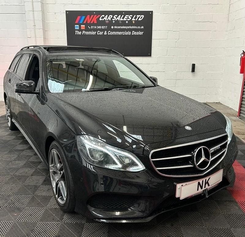 Black Used 2015 Mercedes E220 Premium Estate | £9,995 (Fair price) - Image 1/4