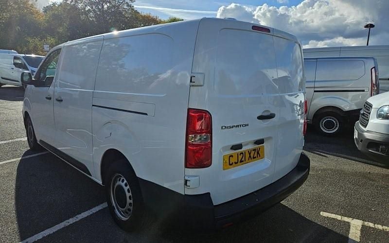Used Citroën Dispatch 101 HP (74 kW) 2020 White MPV