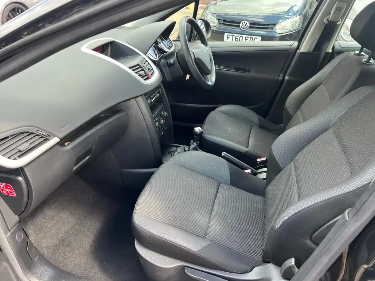 Second-hand Peugeot 207 S 2010 Negru Hatchback