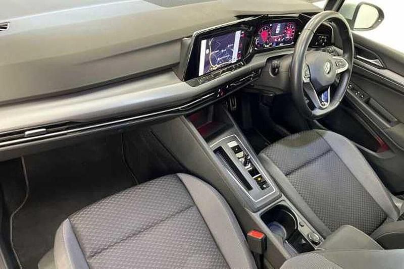 Used VW Golf VIII 130 HP (95 kW) 2022