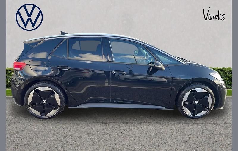 Used VW ID.3 Pro 147 kW (200 HP) 2025 Black Hatchback