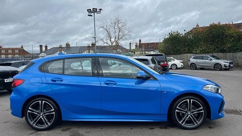 Used BMW 118 M Sport 138 HP (101 kW) 2020 Blue Hatchback