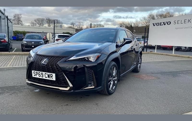 Used Lexus UX 250h Sport Line 180 HP (132 kW) 2019 Black SUV
