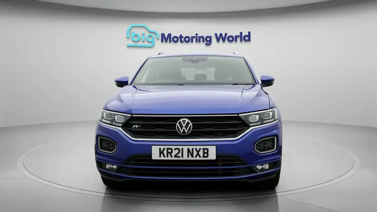 Used VW T-Roc R-line 150 HP (110 kW) 2020 Blue SUV