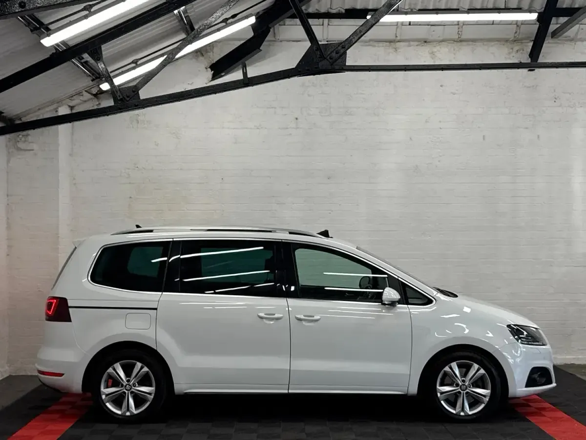 Used Seat Alhambra XCELLENCE 150 HP (110 kW) 2017 White MPV