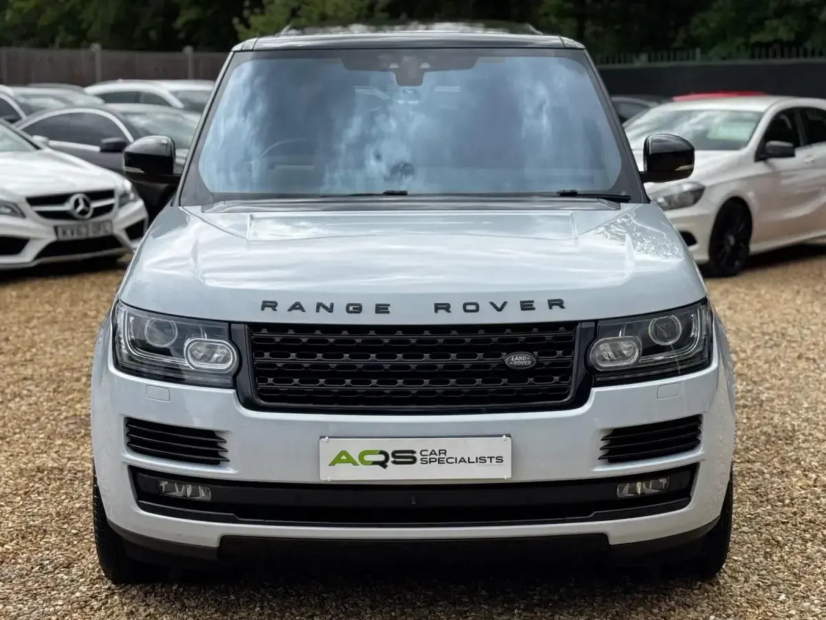 Used Land Rover Range Rover Autobiography 339 HP (249 kW) 2017 White SUV