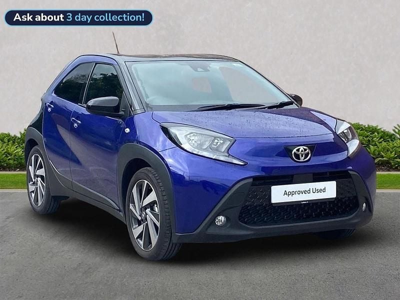 Blue Used 2025 Toyota Aygo Hatchback | £14,526 (Fair price) - Image 1/4