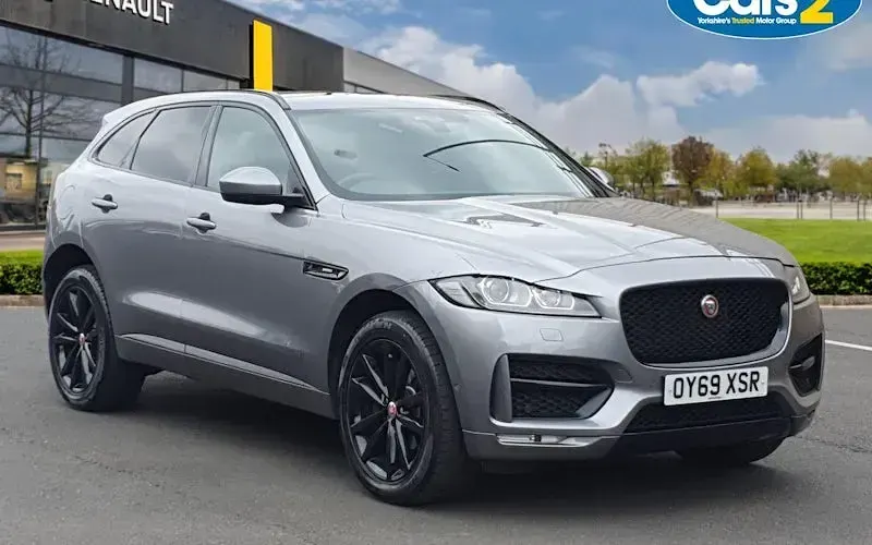 Second-hand Jaguar F-Pace R-Sport 179 CP (131 kW) 2019 SUV