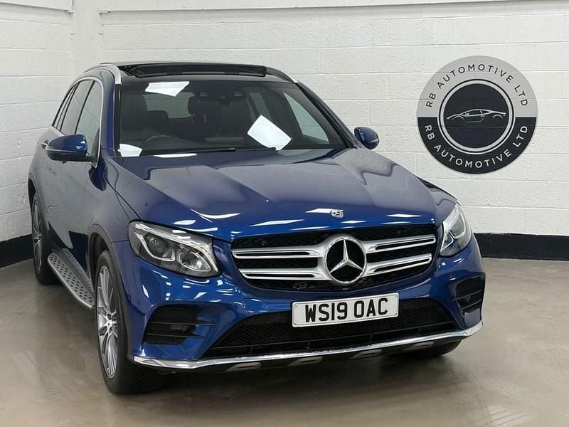 Used Mercedes GLC220 AMG line 194 HP (142 kW) 2019 Blue SUV