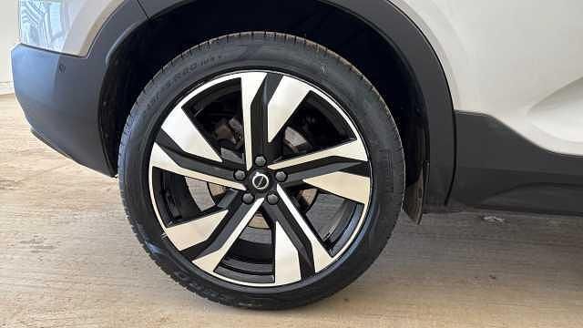 Usado Volvo XC40 Ultra 161 HP (118 kW) 2025 SUV