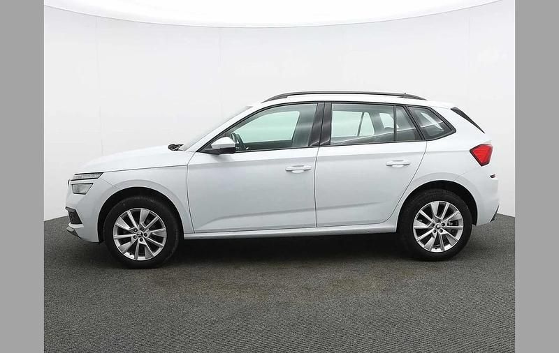 Used Skoda Kamiq SE 115 HP (84 kW) 2023 White SUV