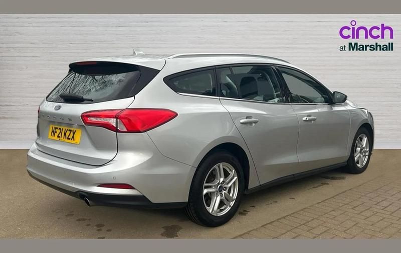Used Ford Focus Zetec 117 HP (86 kW) 2021 Silver Estate