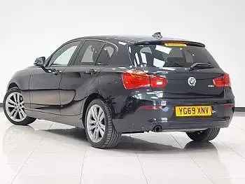 Used BMW 118 Sport Line 136 HP (100 kW) 2019 Black Hatchback