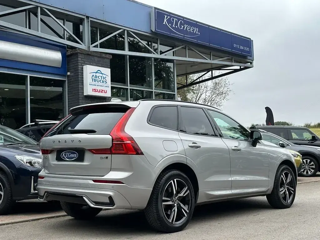 Used Volvo XC60 R-Design 2022 Silver SUV