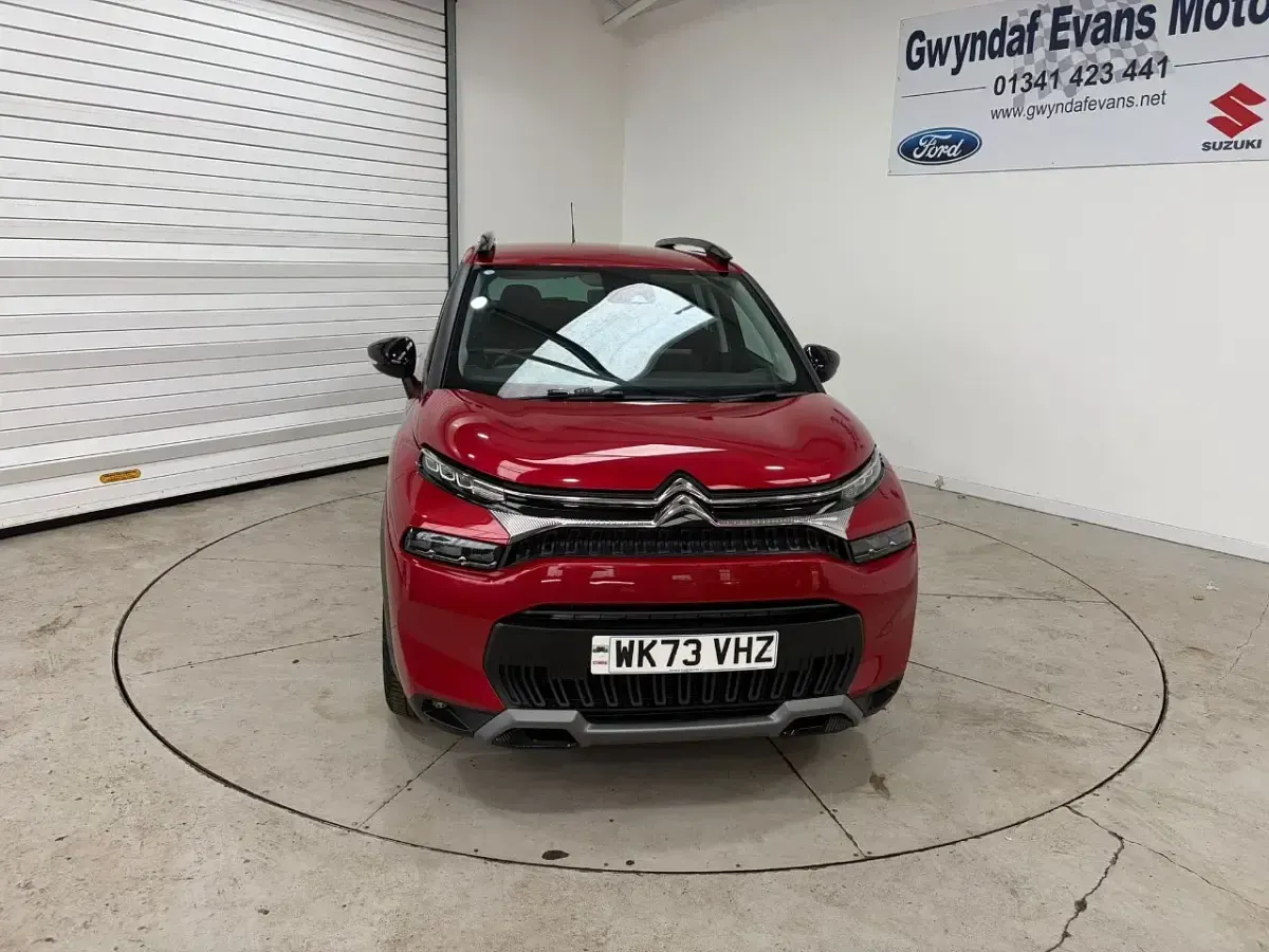 Used Citroën C3 Aircross PureTech 108 HP (79 kW) 2023 Red SUV