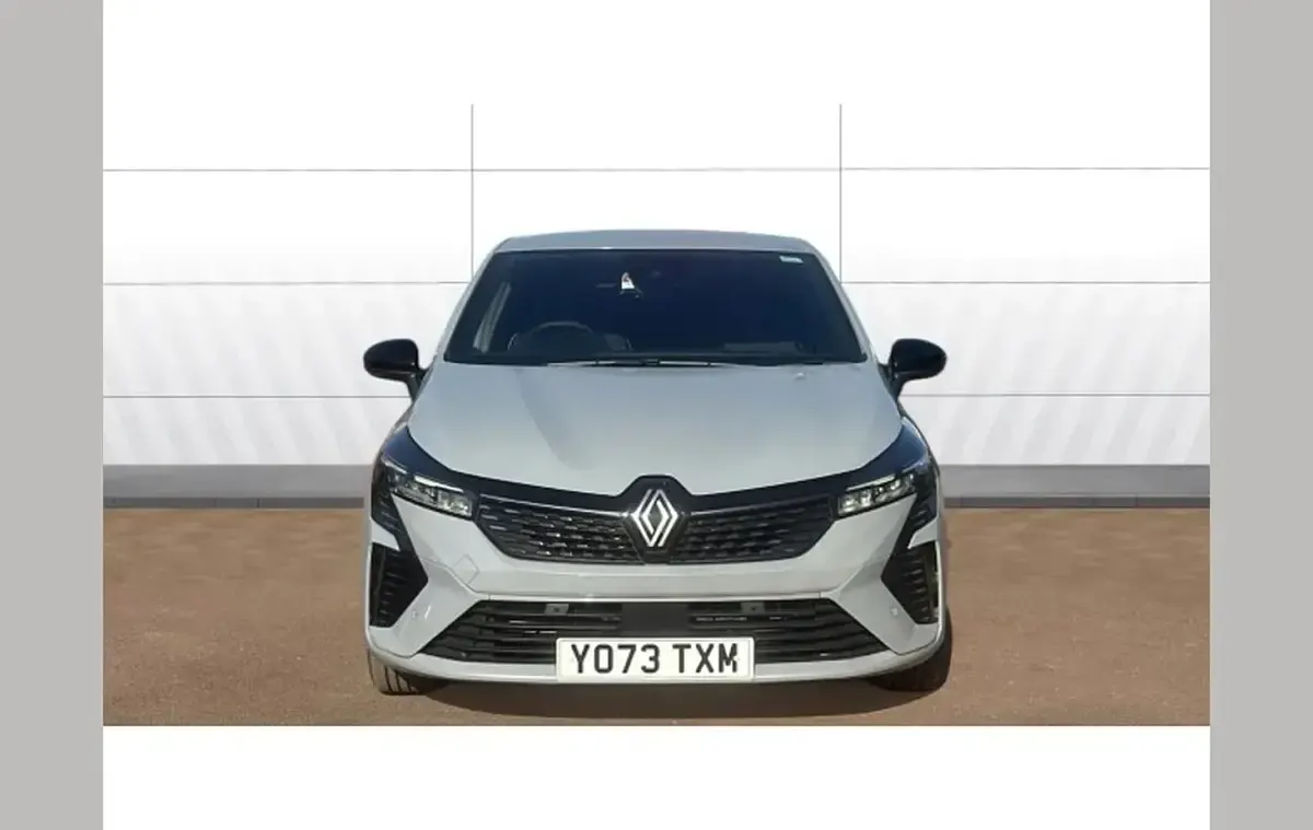 Begagnad Renault Clio V Techno 143 HK (105 kW) 2024 Grå Halvkombi