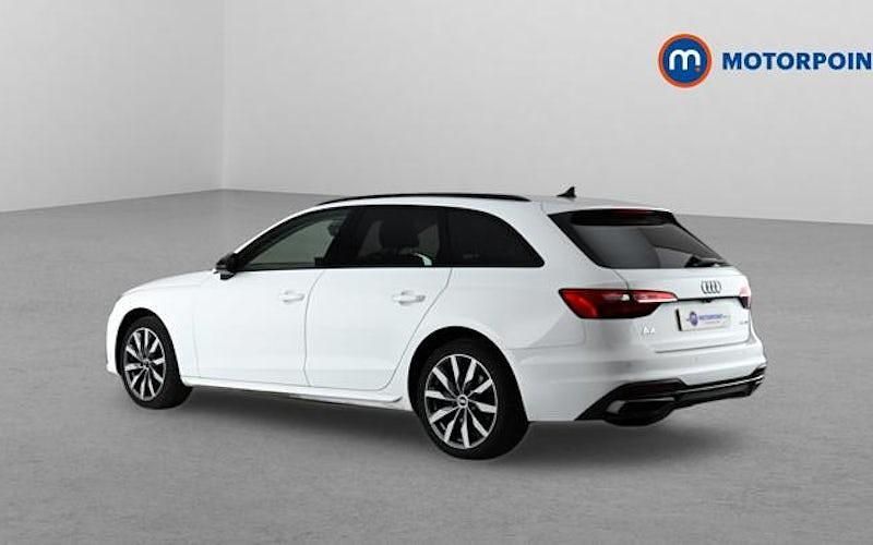 Used Audi A4 Sport 190 HP (139 kW) 2021 White Estate