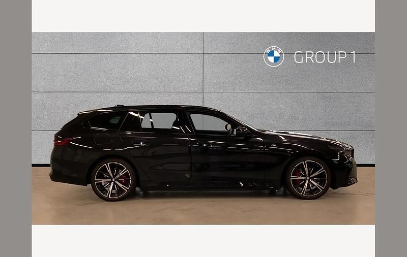 Used BMW 530e M Sport 295 HP (216 kW) 2025 Black Estate