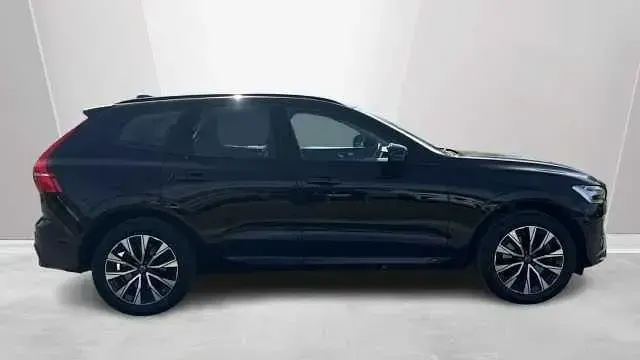 Used Volvo XC60 Plus 194 HP (142 kW) 2023 SUV