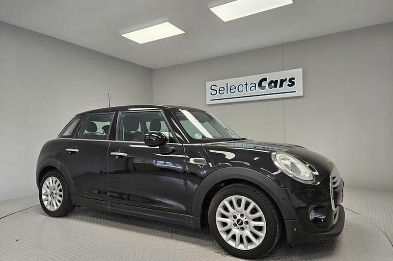 Black Used 2016 Mini Cooper Hatch Hatchback | £8,995 (Super price) - Image 1/1